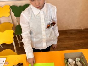Картина &quot;Ребенок на качелях&quot;
